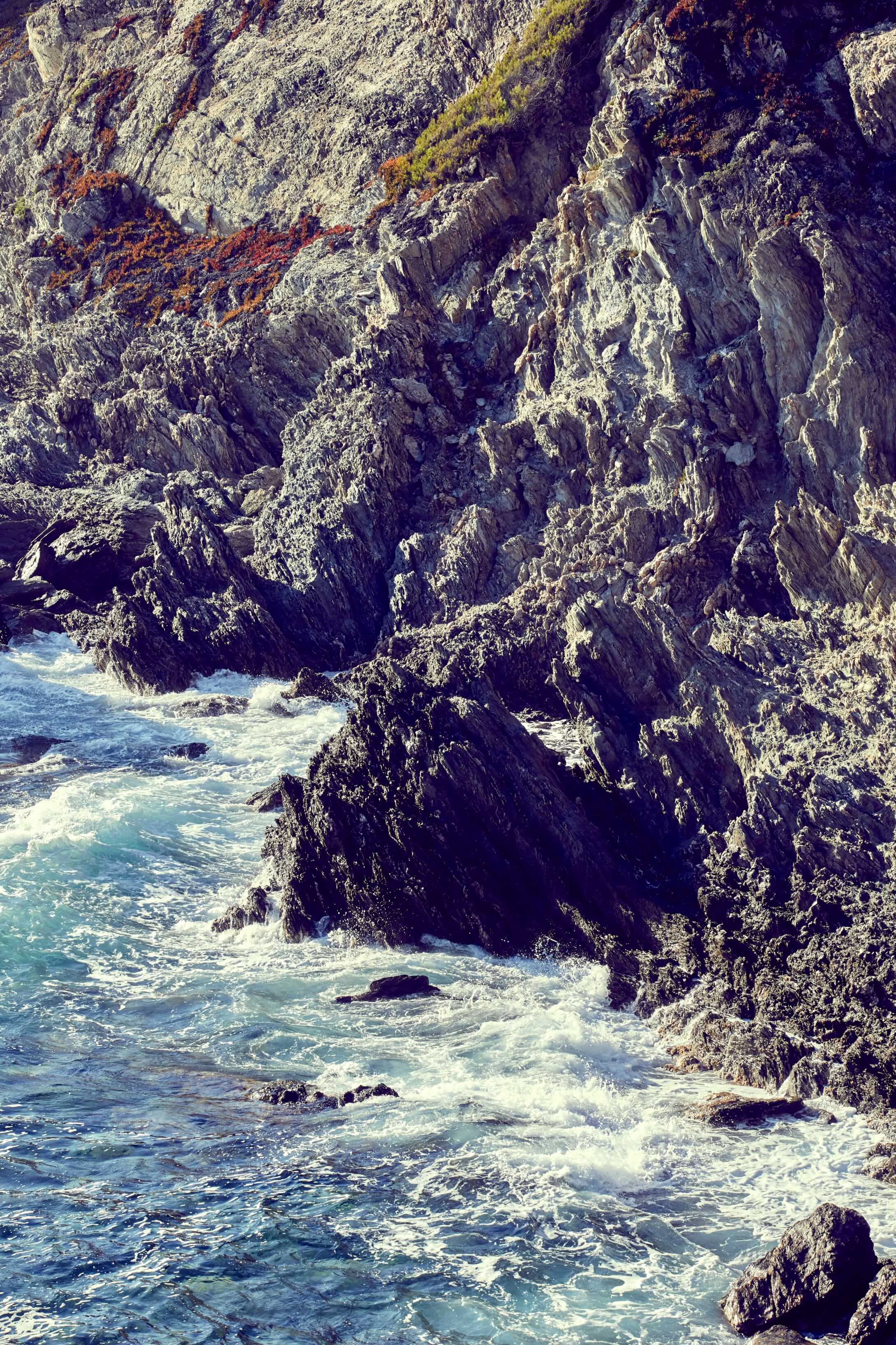 Mer méditerranée et schistes de l’île de Porquerolles